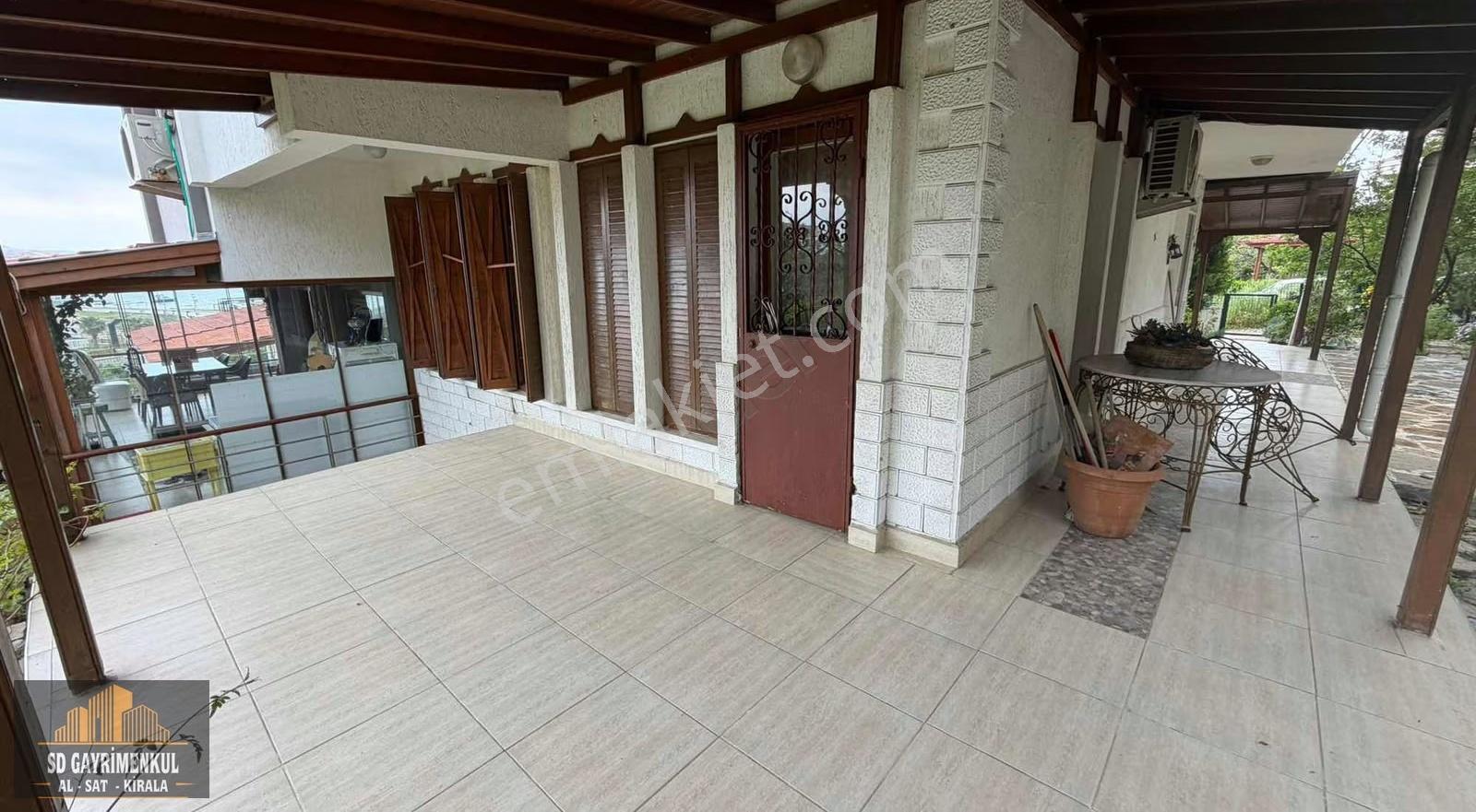 Cunda Yolunda Denize Yakın, Özel Konumda Prestij Villa - Görsel 14