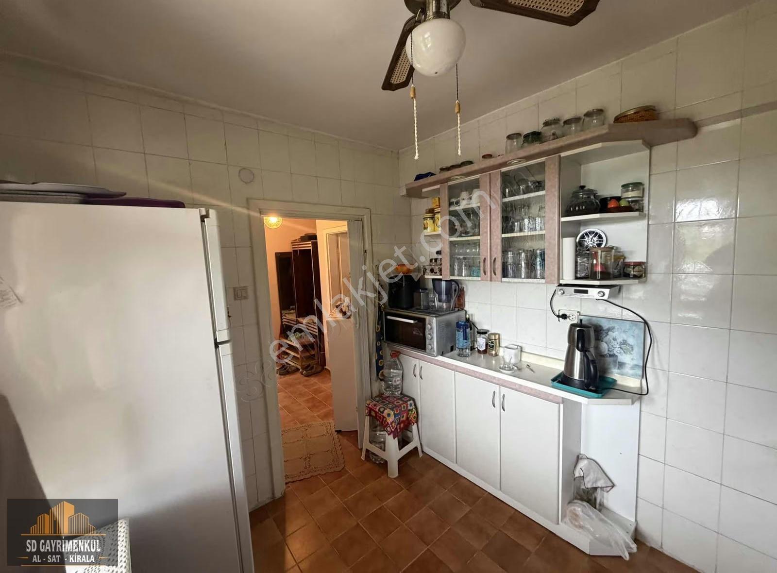 Cunda Yolunda Denize Yakın, Özel Konumda Prestij Villa - Görsel 17