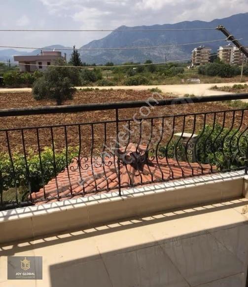 Döşemealtı Merkezi Konumda Geniş Doğalgazlı Komple Satılık Bina - Görsel 3
