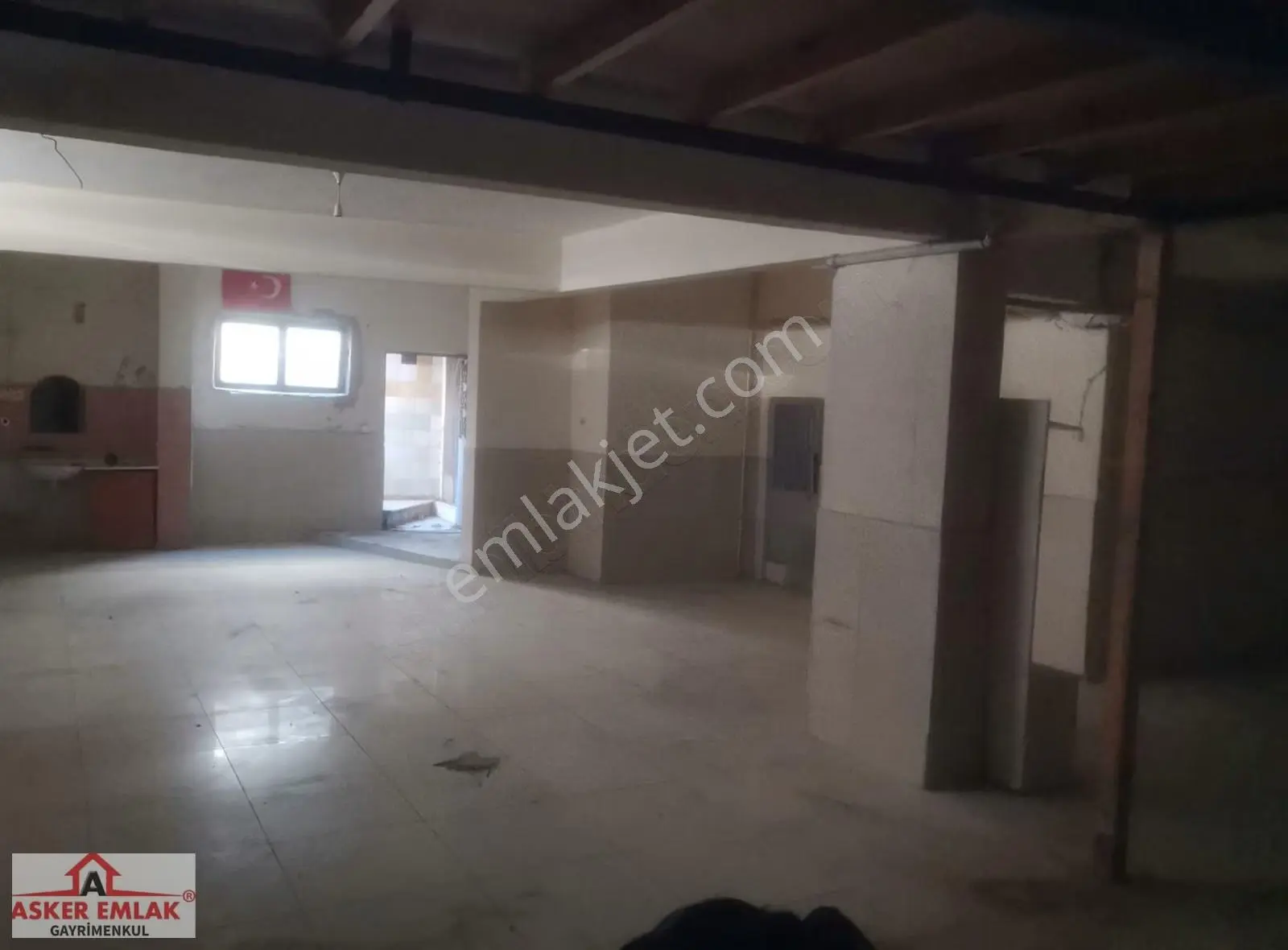 Asker Emlak'tan Konak Mahallesinde Kiralık 120m2 Depo