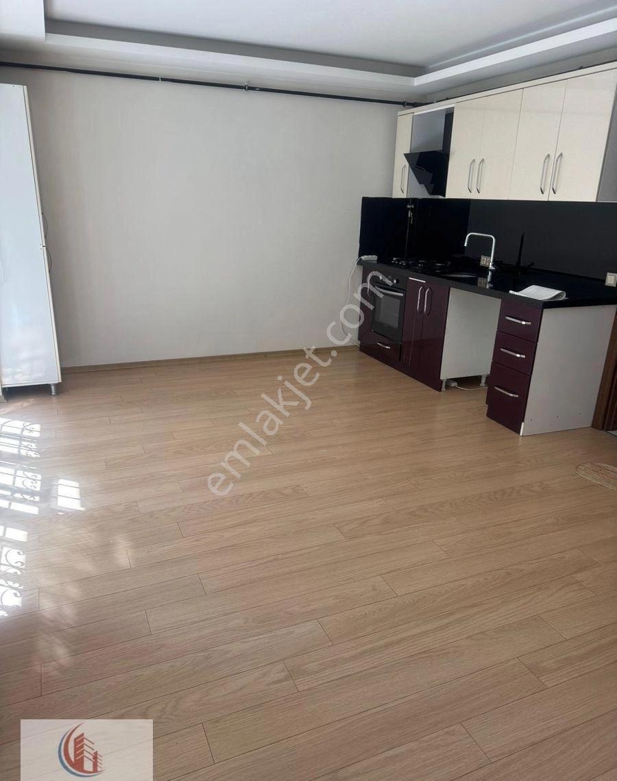 Bahçelide 1+1 Yüksek Giriş Kombili Garajlı 36 Bin Tl Cansudan