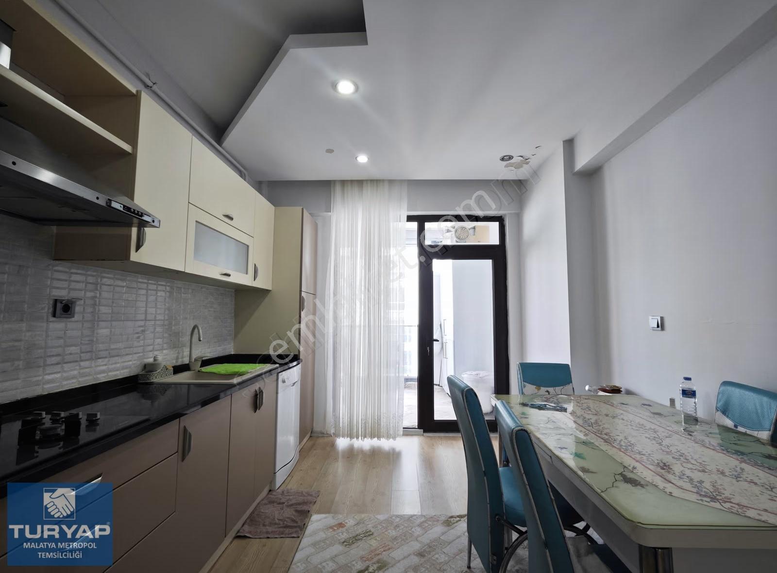 Turyap Metropol'den Manas Babür Sitesinde Satılık 3+1 Daire - Görsel 28