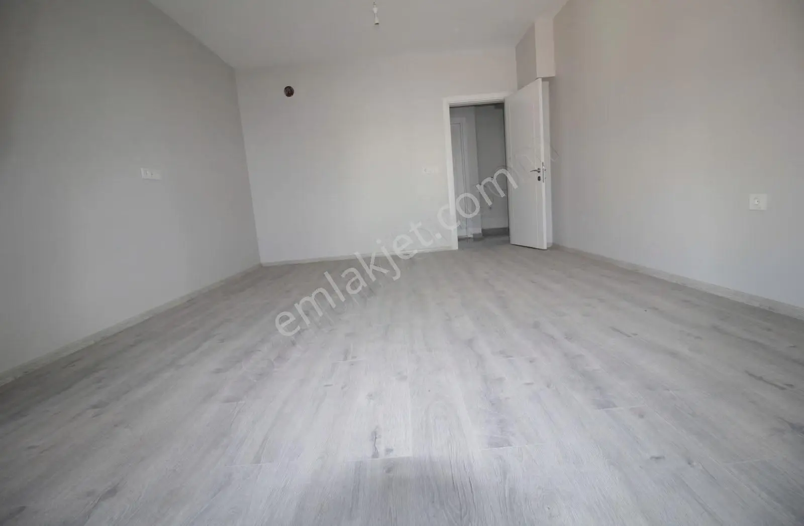 Safarnbolu Mustafa Antep Okulu Karşısınd Kiralık 2+1 Sıfır Daire - Görsel 5
