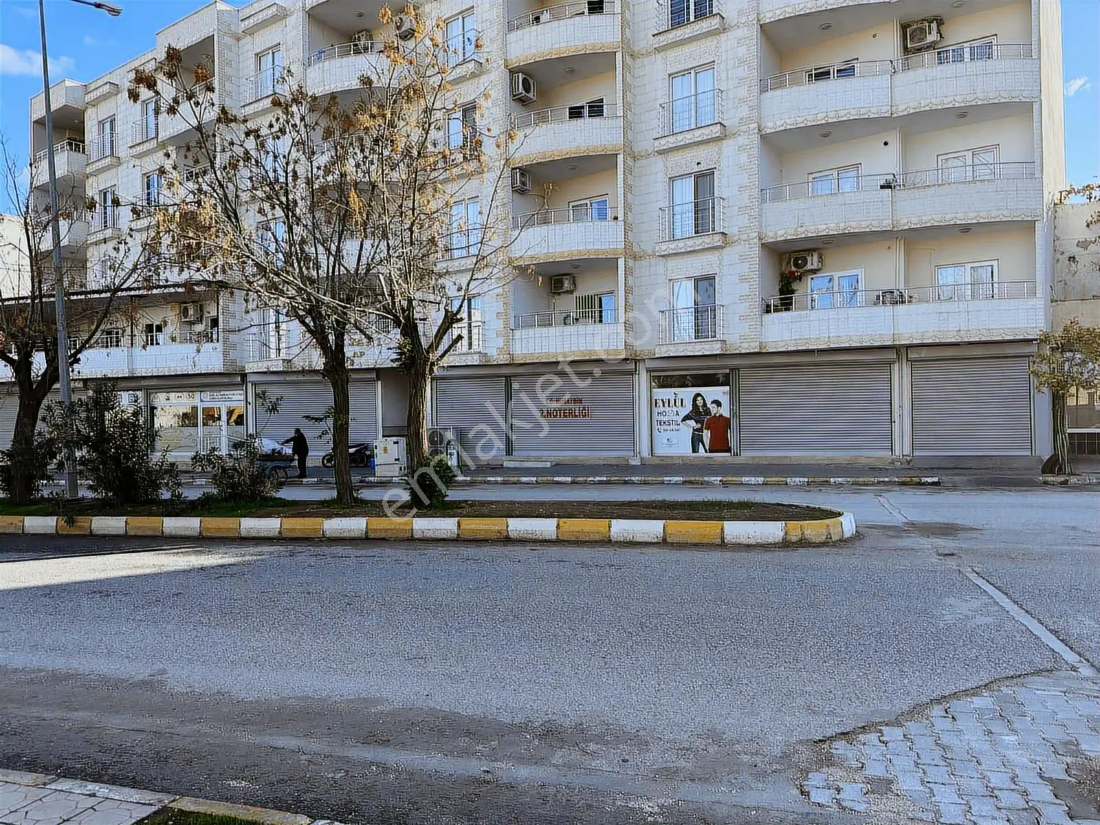 Çok Uyguna Kurumsal Kiracılı Satılık Dükkan 172 Metrekare - Görsel 8