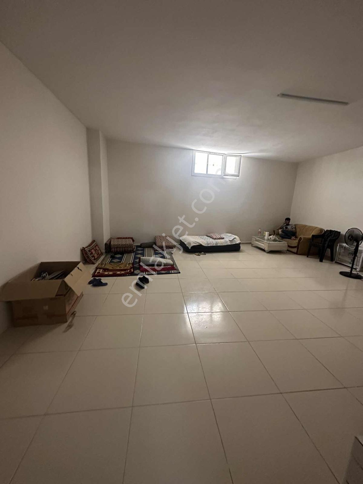 Çok Uyguna Kurumsal Kiracılı Satılık Dükkan 172 Metrekare - Görsel 40