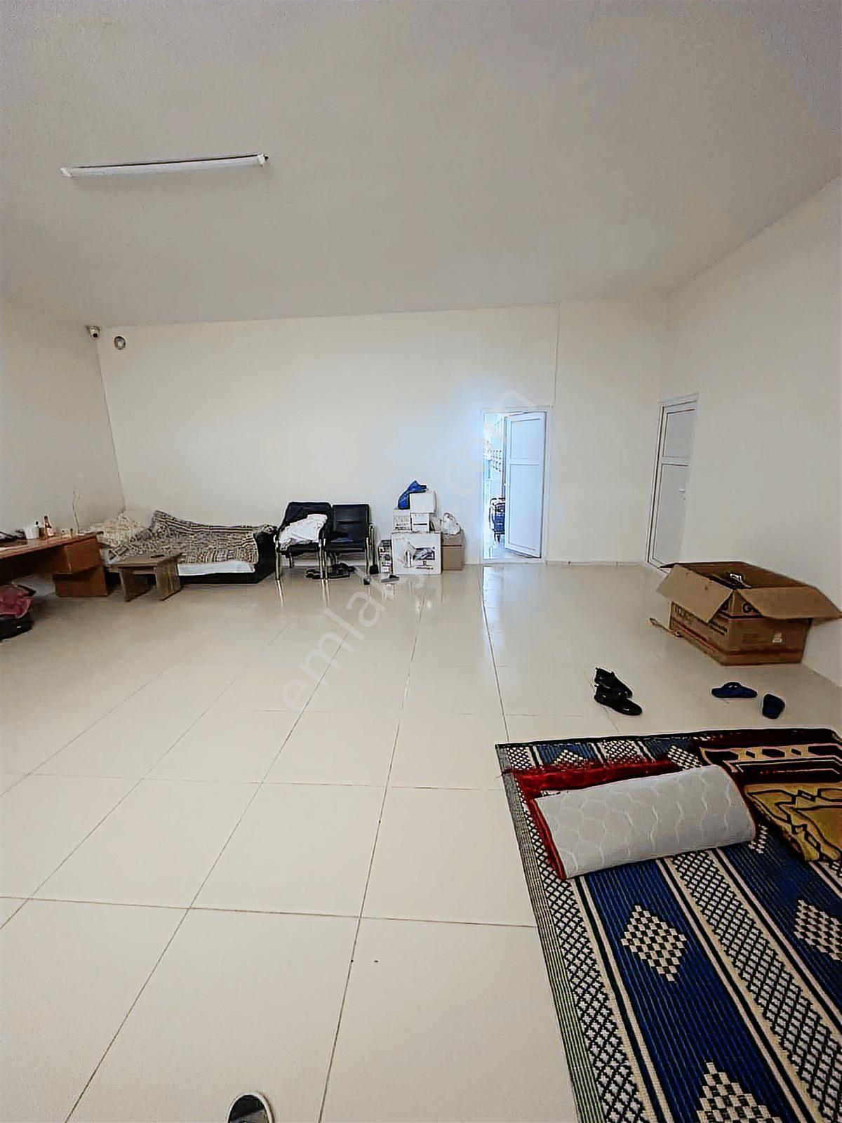 Çok Uyguna Kurumsal Kiracılı Satılık Dükkan 172 Metrekare - Görsel 46