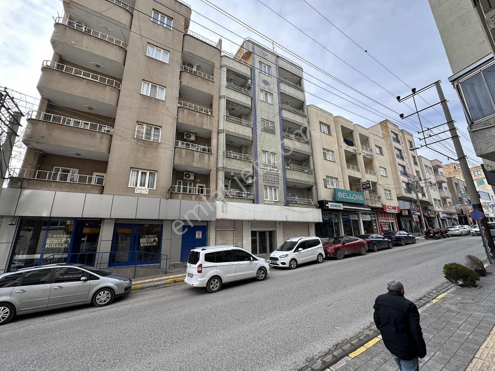 Nusaybinin Gözde 320m2 Dükkanı Ve 10 Tane Daire Lozan Caddende - Görsel 24
