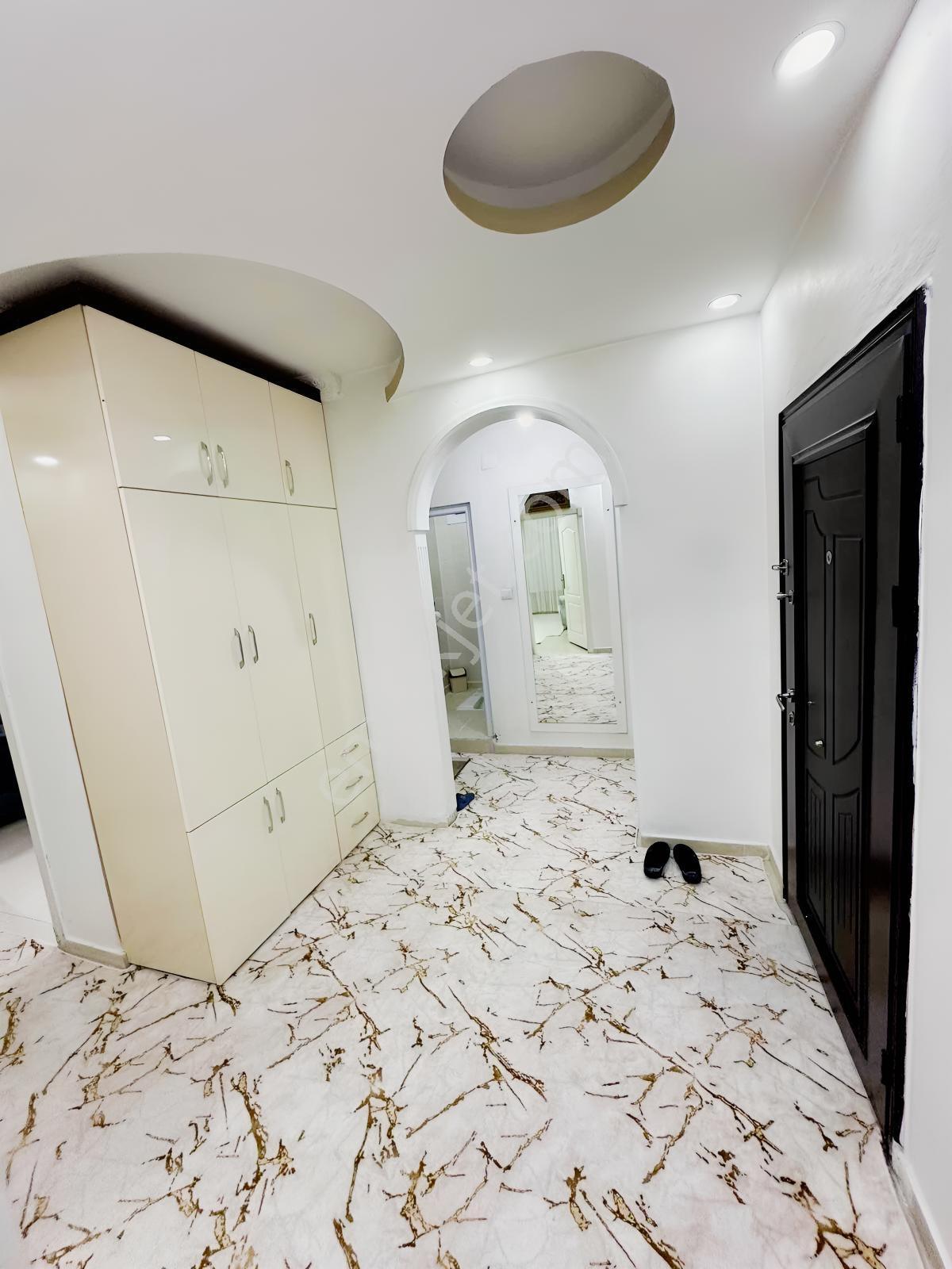 Çarşıya Çok Yakın Satılık 3+1 Daire 175 M2 - Görsel 2