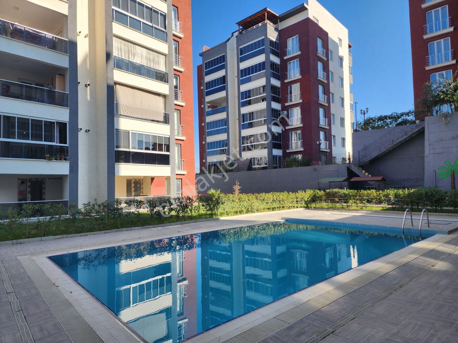 Panoramik Manzaralı 330m2, Havuzlu Yüksekoba Elit'de Harika 6+1 - Görsel 45