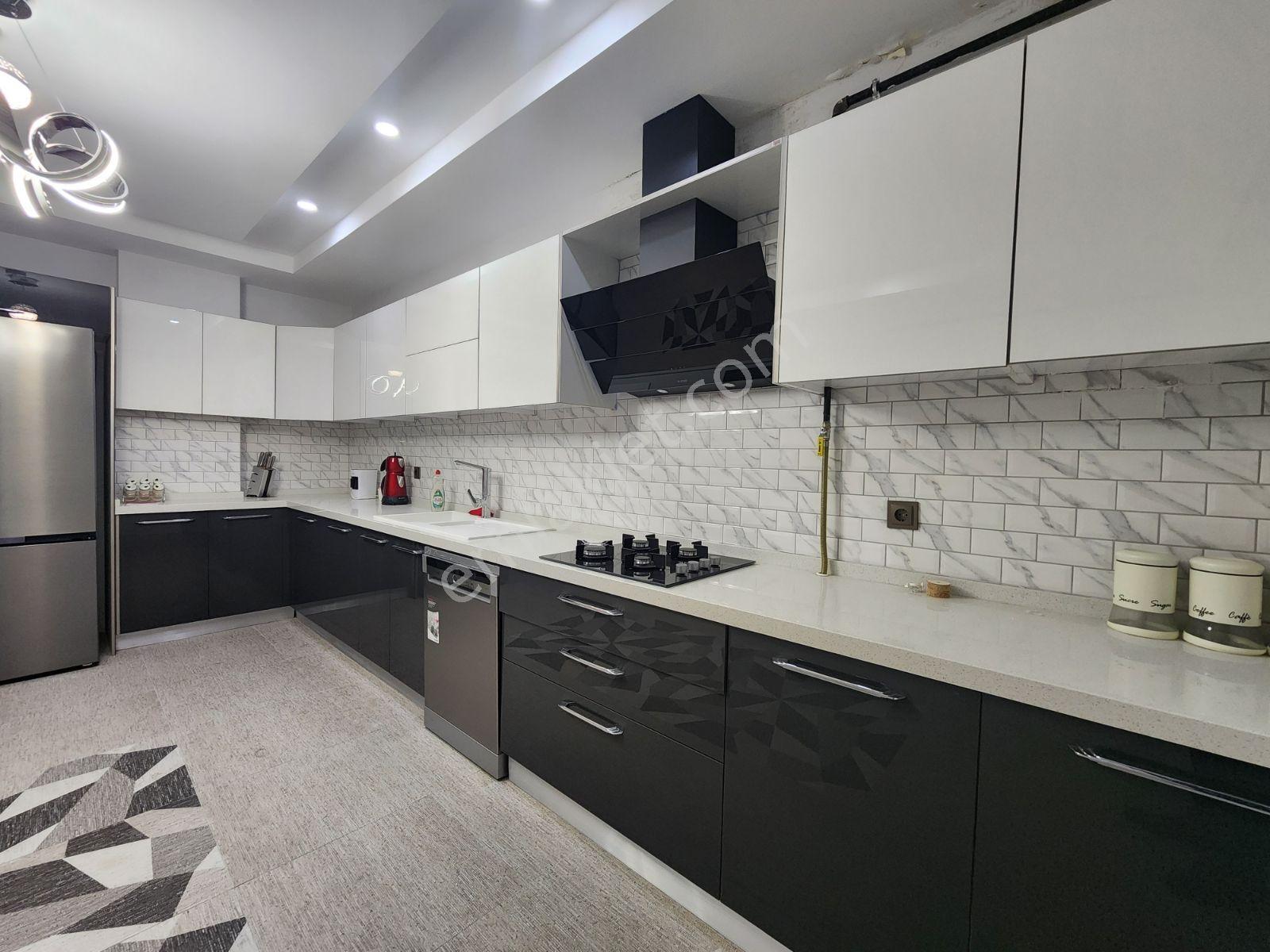 300m2, Harika Manzaralı, Eşyalı, 5+1, Sealine2 Dublex - Görsel 26