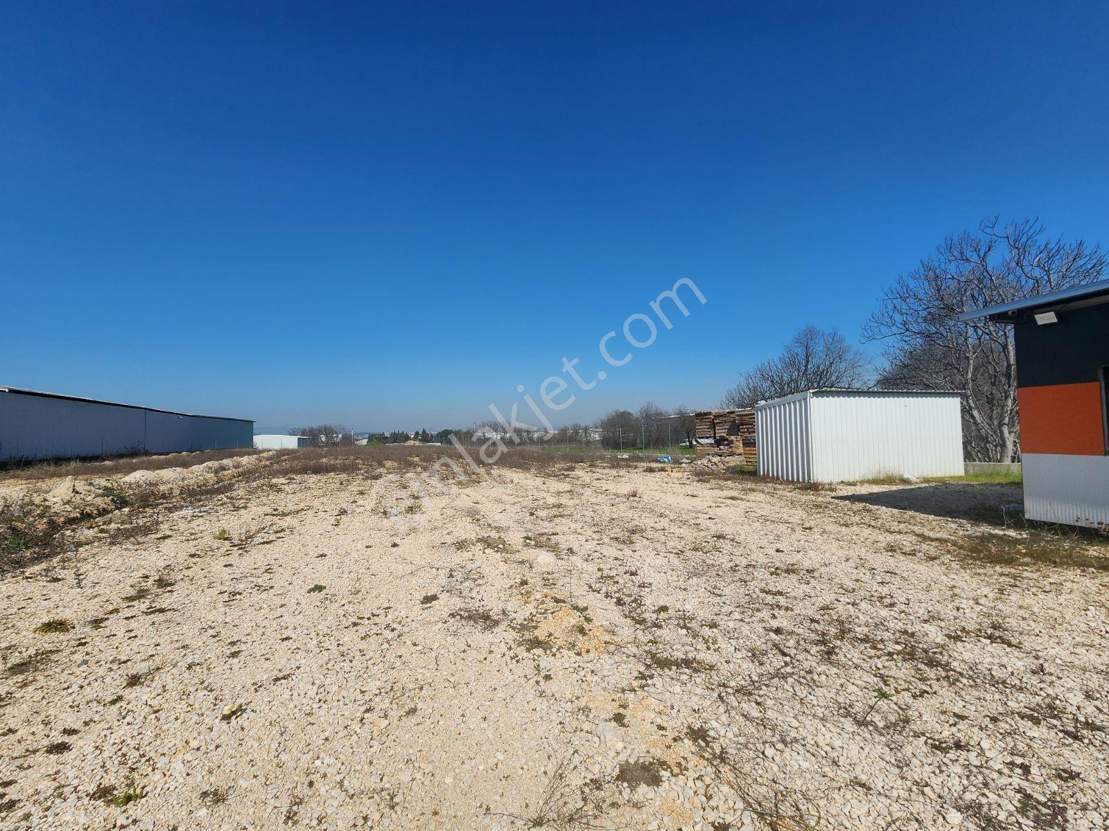 Yaylacıkta Ana Yola Cephe, 5140m2 Etrafı Çevrili, Kiralık Arazi - Görsel 6
