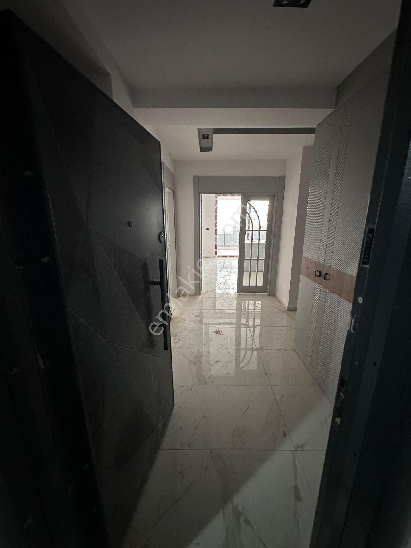 Zeydan Sitesi'nde Lüks 4+1 Daire - 175m² Fırsat! - Görsel 16