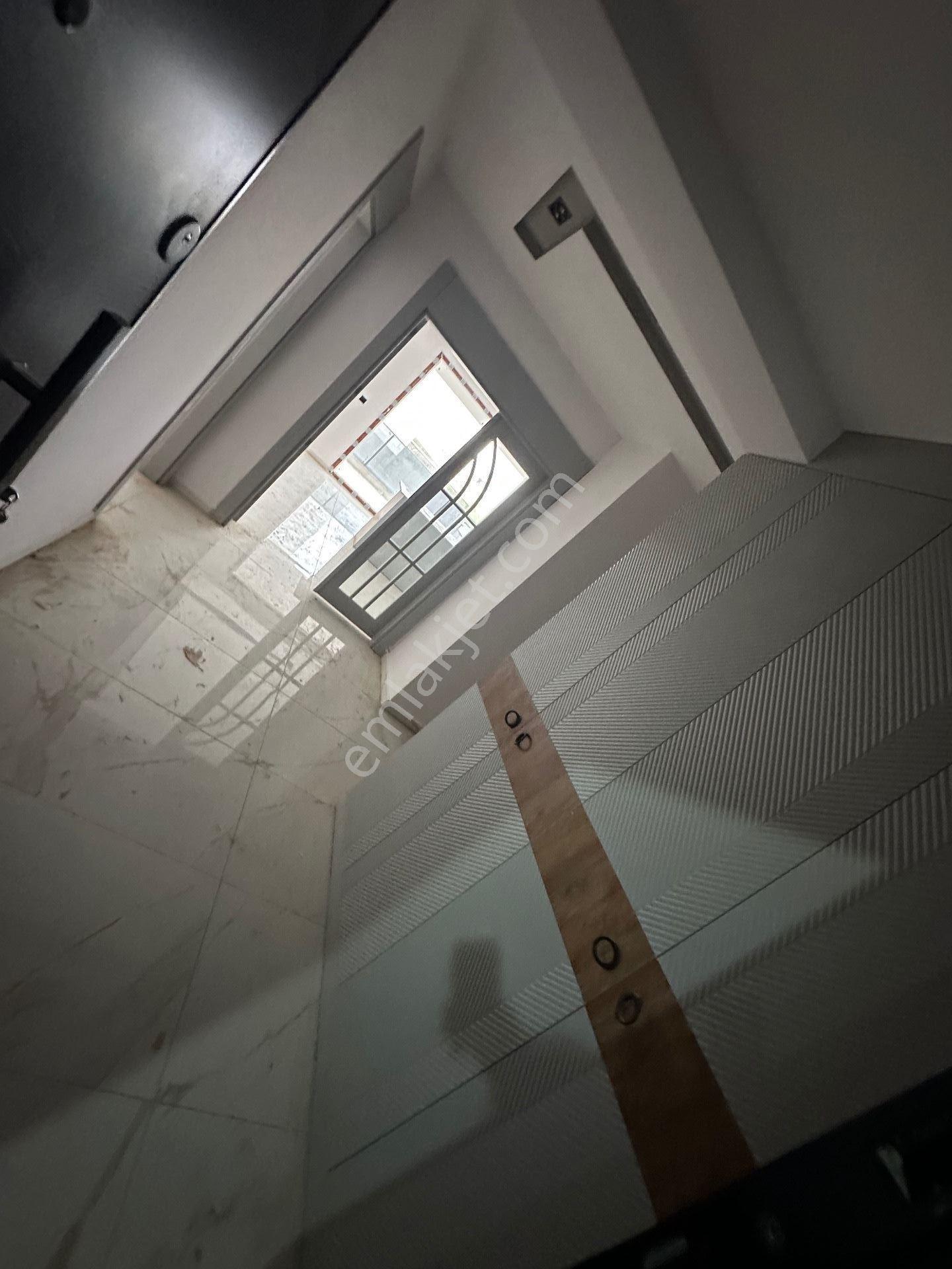 Zeydan Sitesi'nde Lüks 4+1 Daire - 175m² Fırsat! - Görsel 22