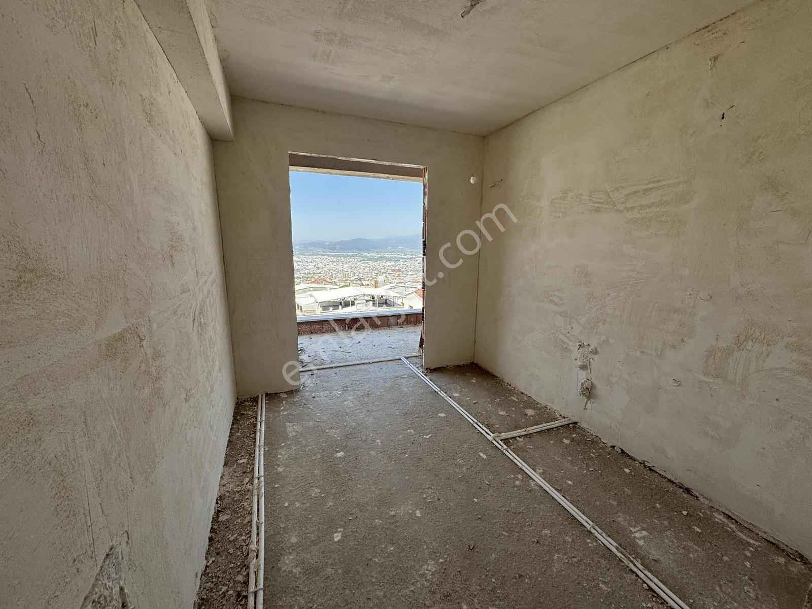 Piremirlerde Panoramik Manzaralı 2+1 Daire - Görsel 16