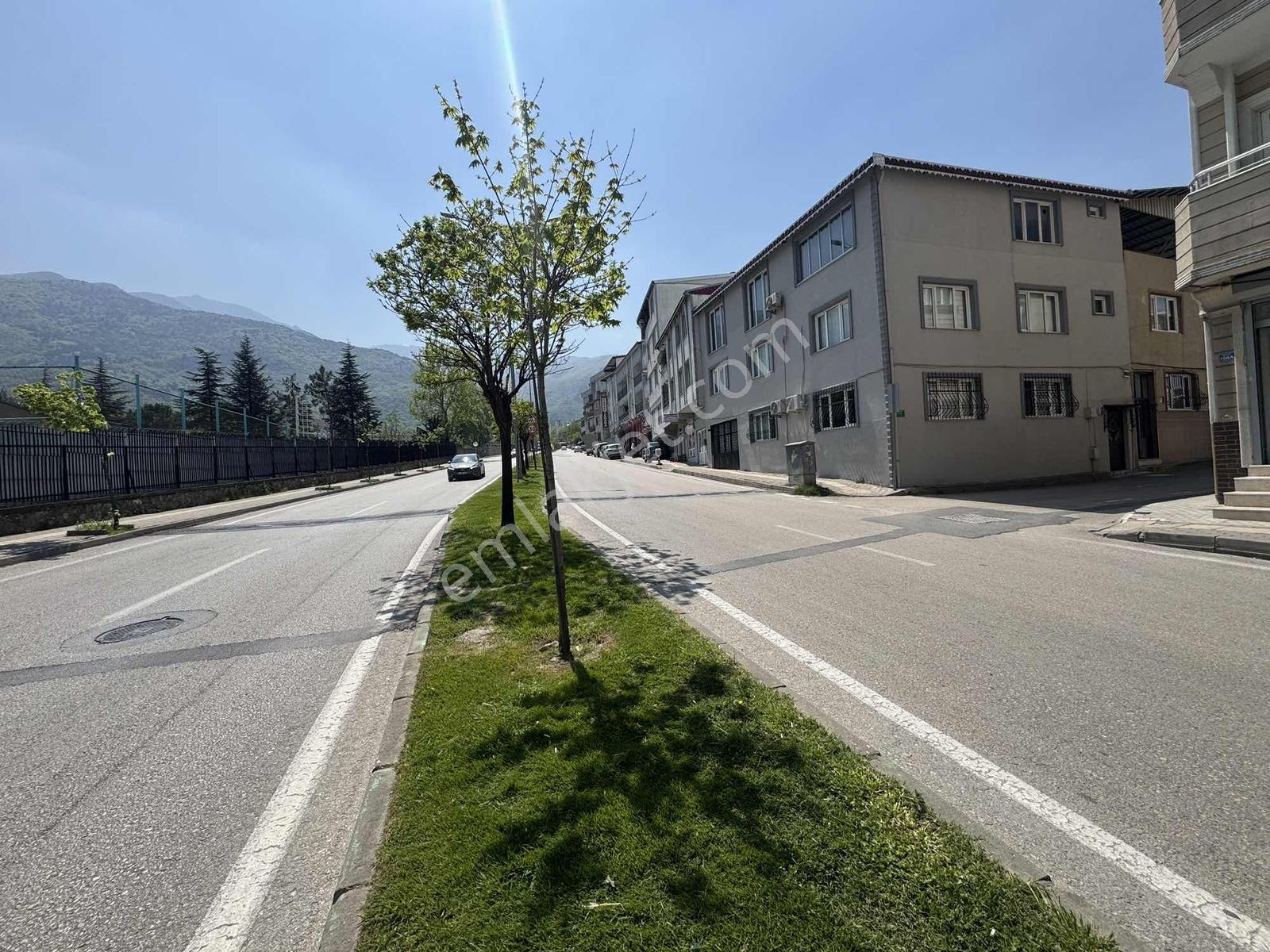 Barış Manço Kültür Merkezinin Altında Kiralık Dükkan - Görsel 4