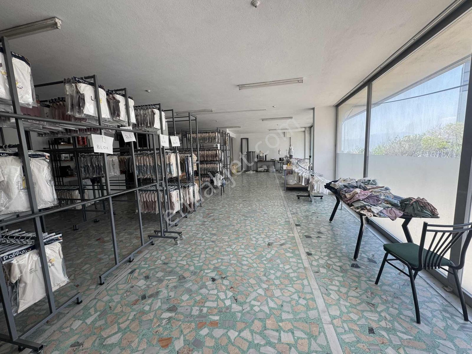 Barış Manço Kültür Merkezinin Altında Kiralık Dükkan - Görsel 14