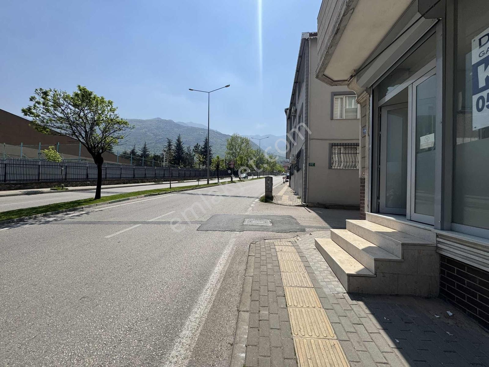 Barış Manço Kültür Merkezinin Altında Kiralık Dükkan - Görsel 30