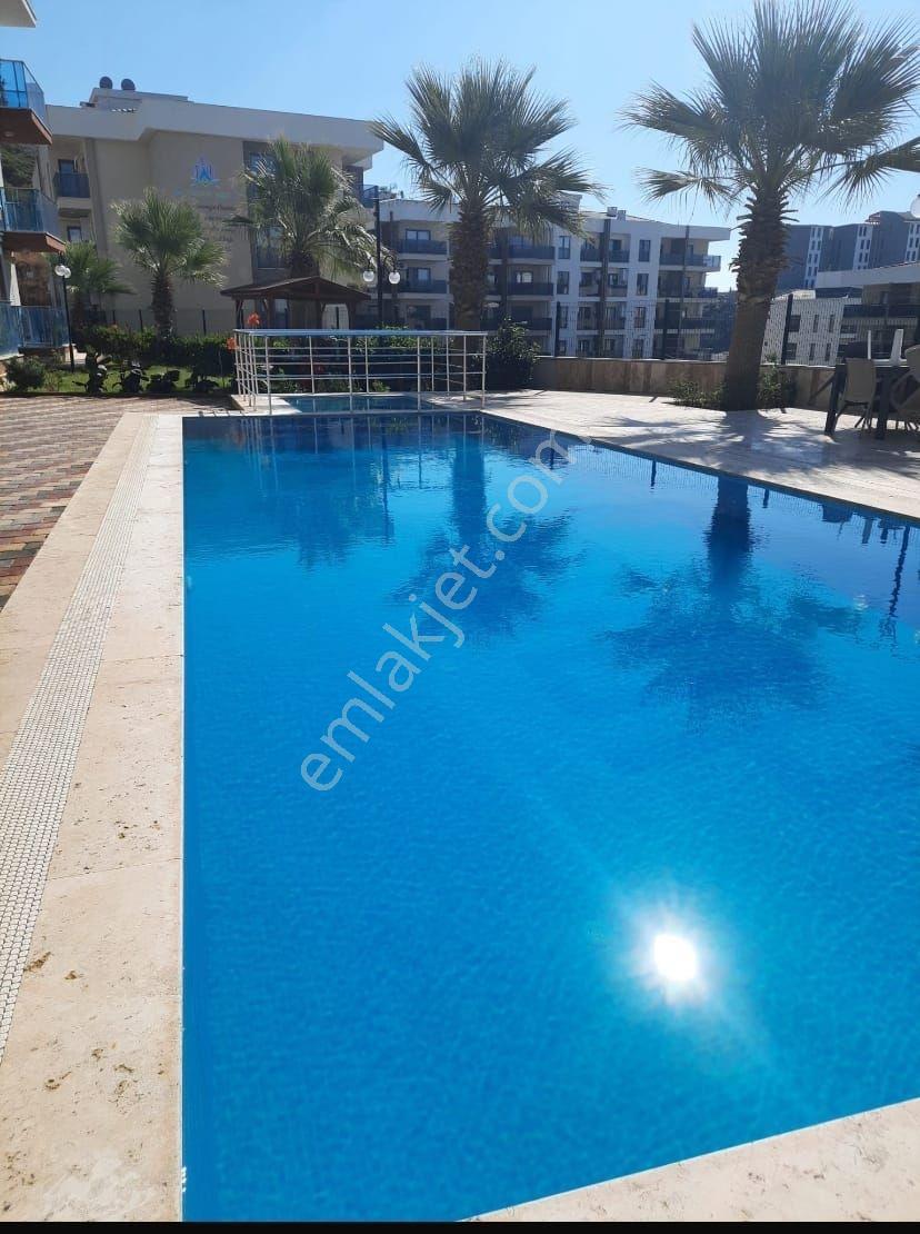 Kuşadası Bahçe Katı Havuz Manzaralı 1+1acil Satılık Fırsat Daire - Görsel 23