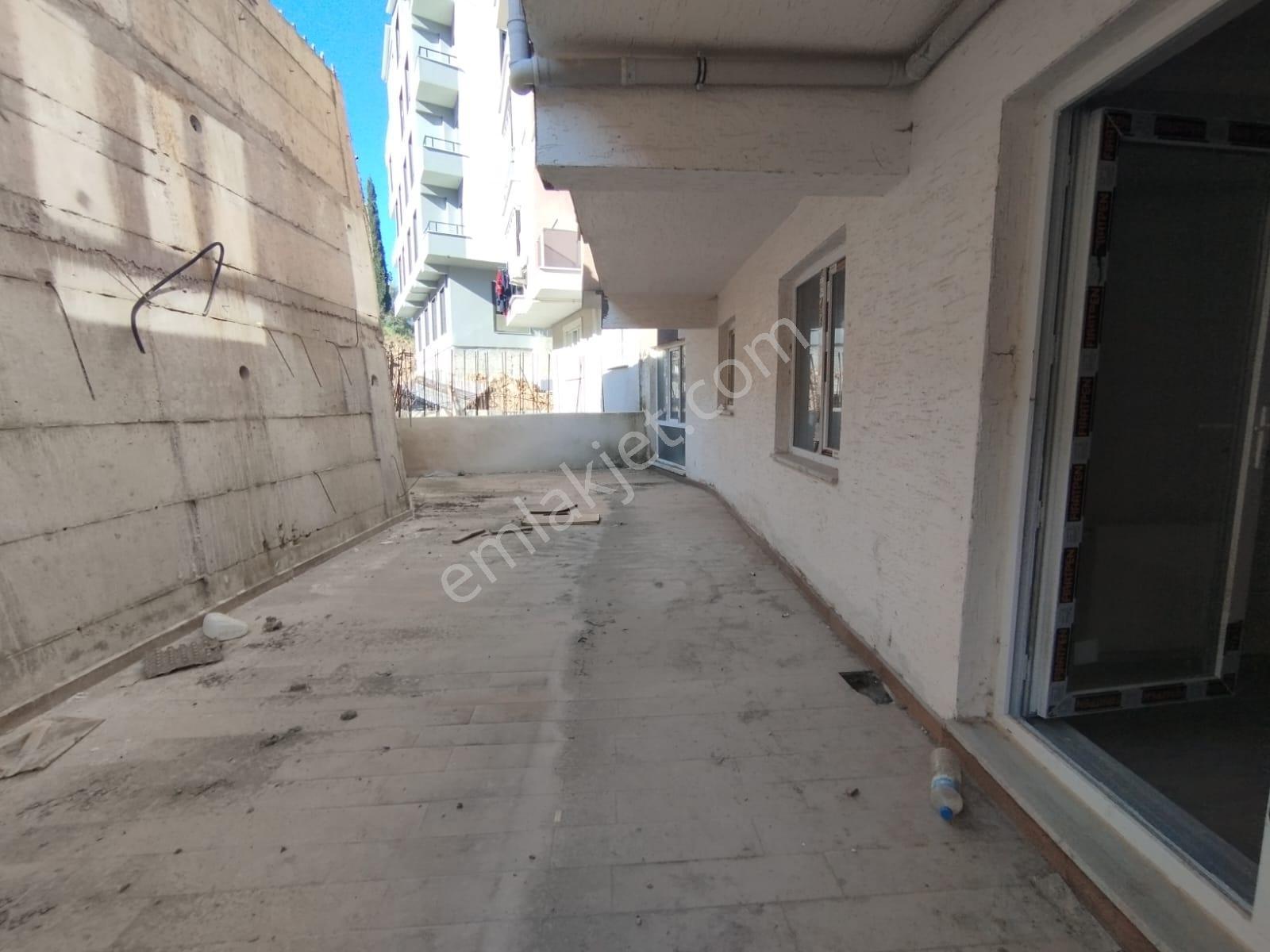 Demirtaş Barbaros'ta Büyük Bahçe Teraslı Ferah 3+1 Daire - Görsel 18