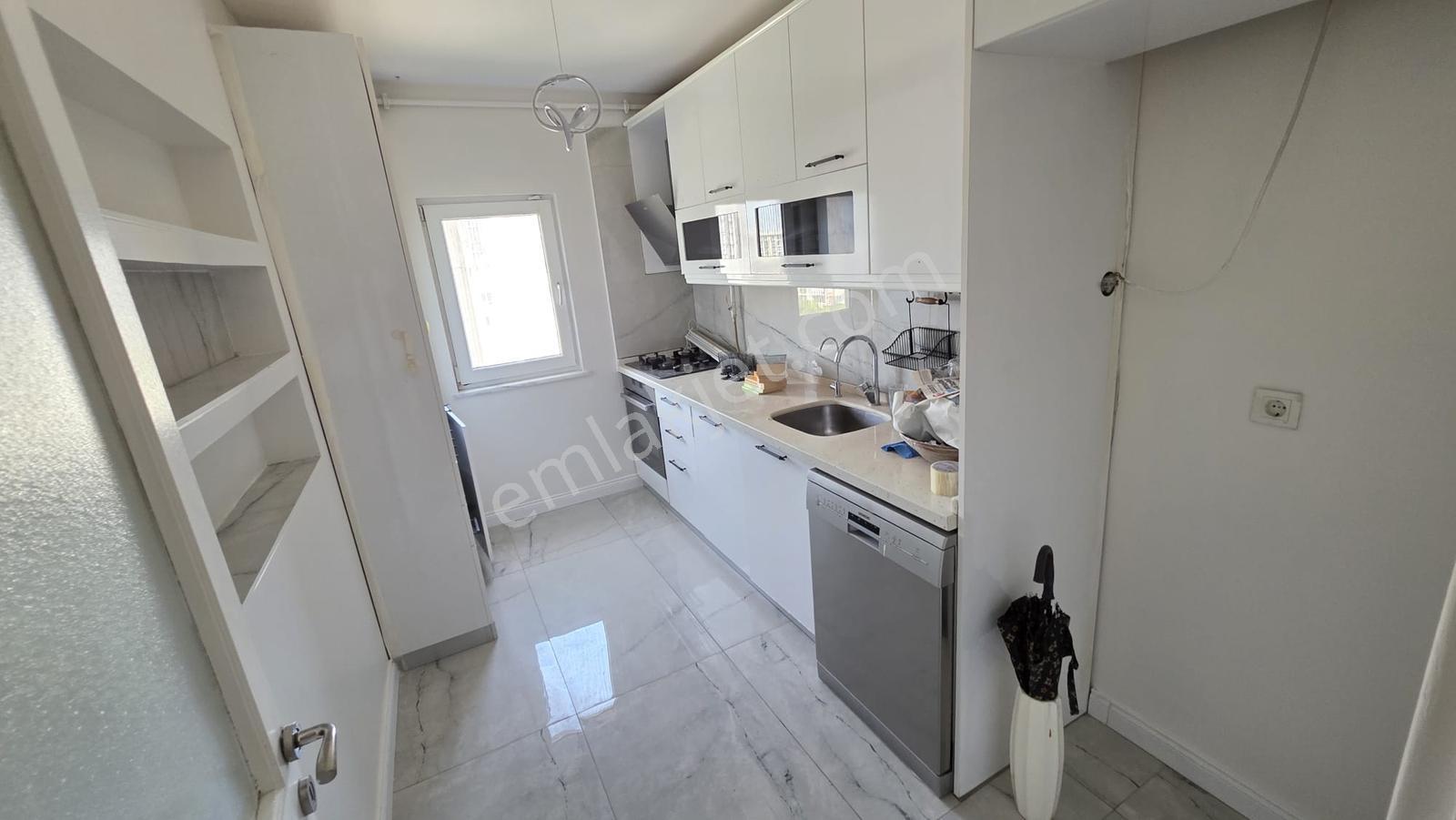 Beylikdüzü Marmara Mah. 75m² Kiptaş 2+1 Park Ve Deniz Manzaralı - Görsel 15