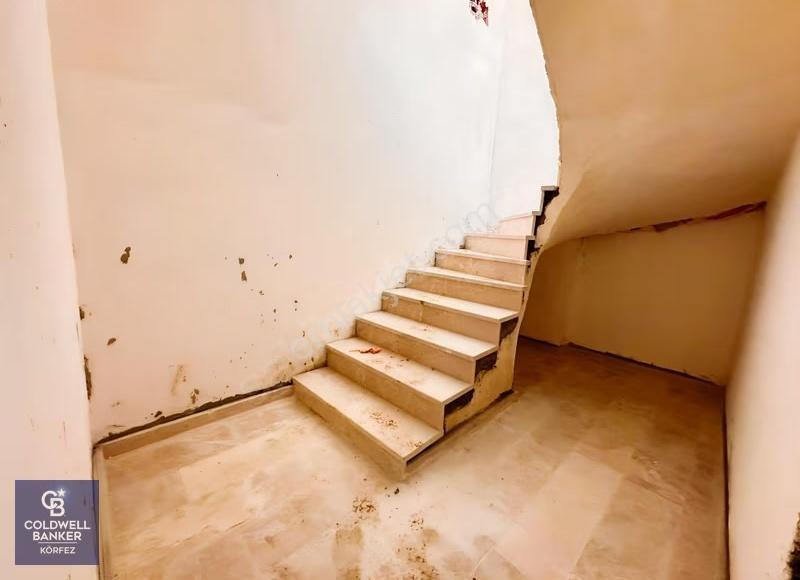 Kızılkeçili'de Site İçinde Satılık Havuzlu Villa - Görsel 22