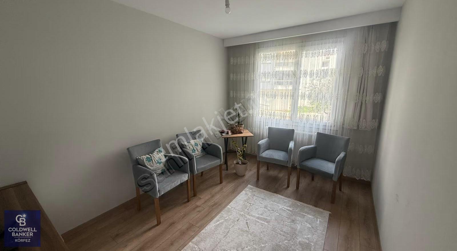 Edremit Kadıköyde Site İçerisinde Satılık 3+1 Daire - Görsel 3