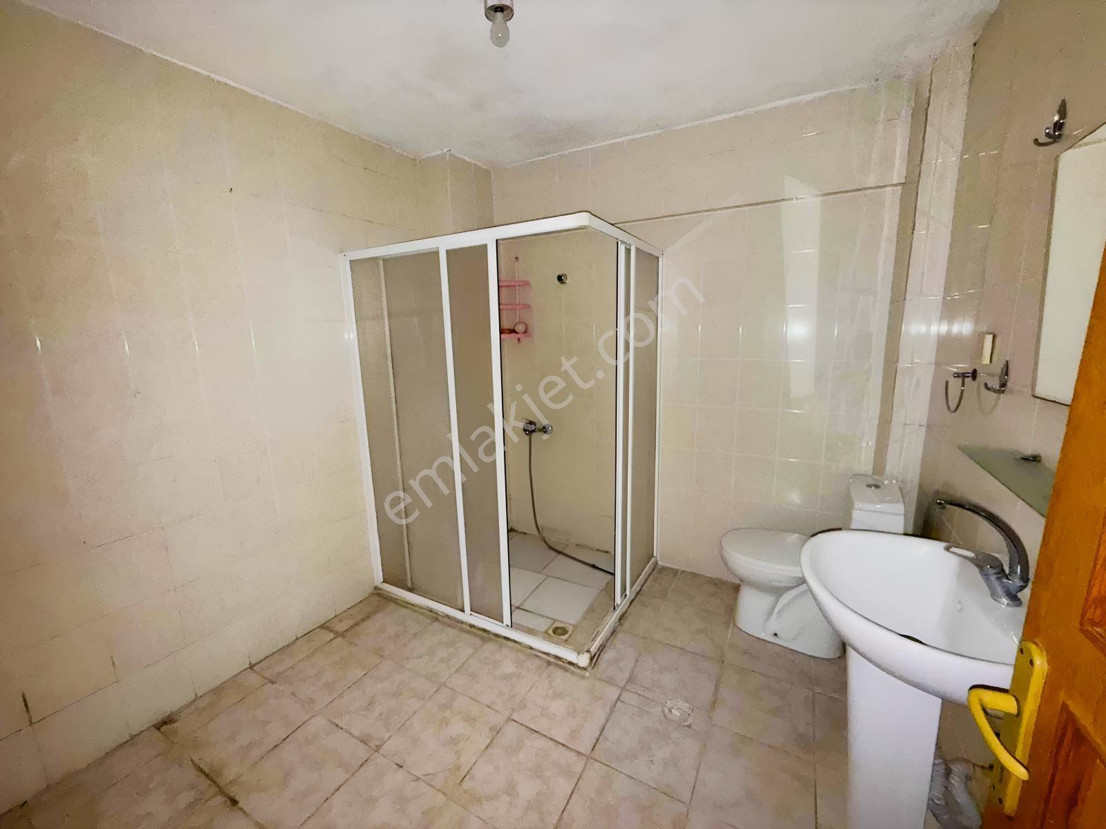 Bm Real Estate Gazcılar'da Kiralık 2+1 Asansörlü Daire - Görsel 13