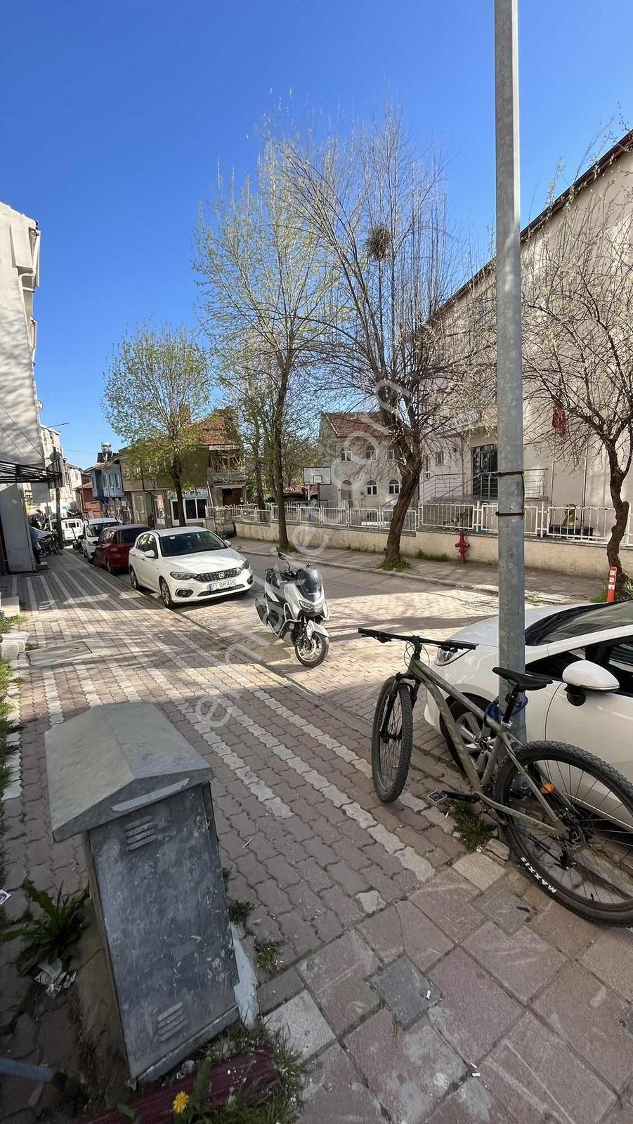 Merkezi Konum 3+1 Eşyalı Kiralık Kullanışlı Daire - Görsel 30