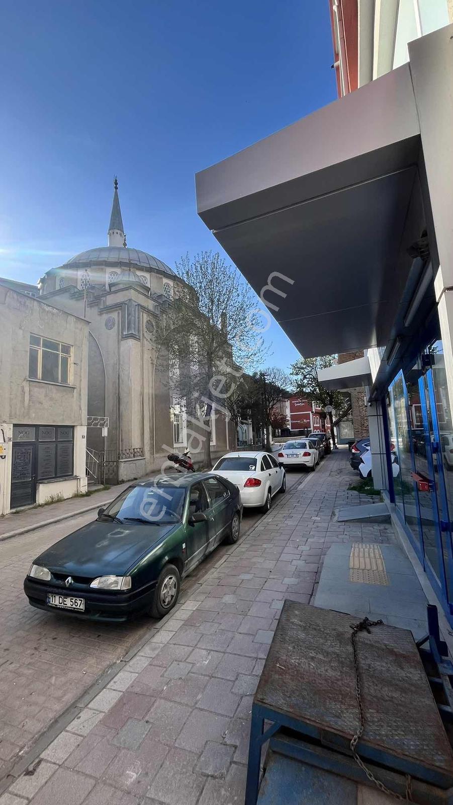 Merkezi Konum 3+1 Eşyalı Kiralık Kullanışlı Daire - Görsel 21