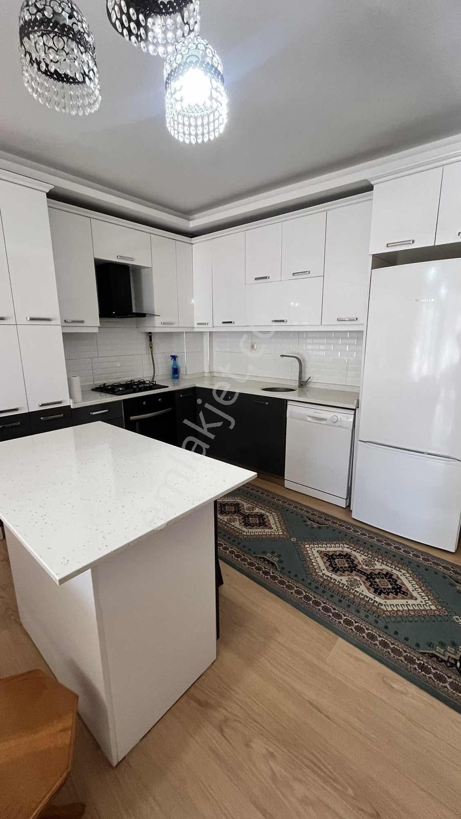Merkezi Konum 3+1 Eşyalı Kiralık Kullanışlı Daire - Görsel 27