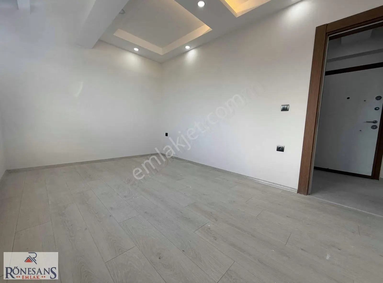 Rönesans Emlak'tan Deniz Manzaralı 2+1 Kiralık Daire - Görsel 4