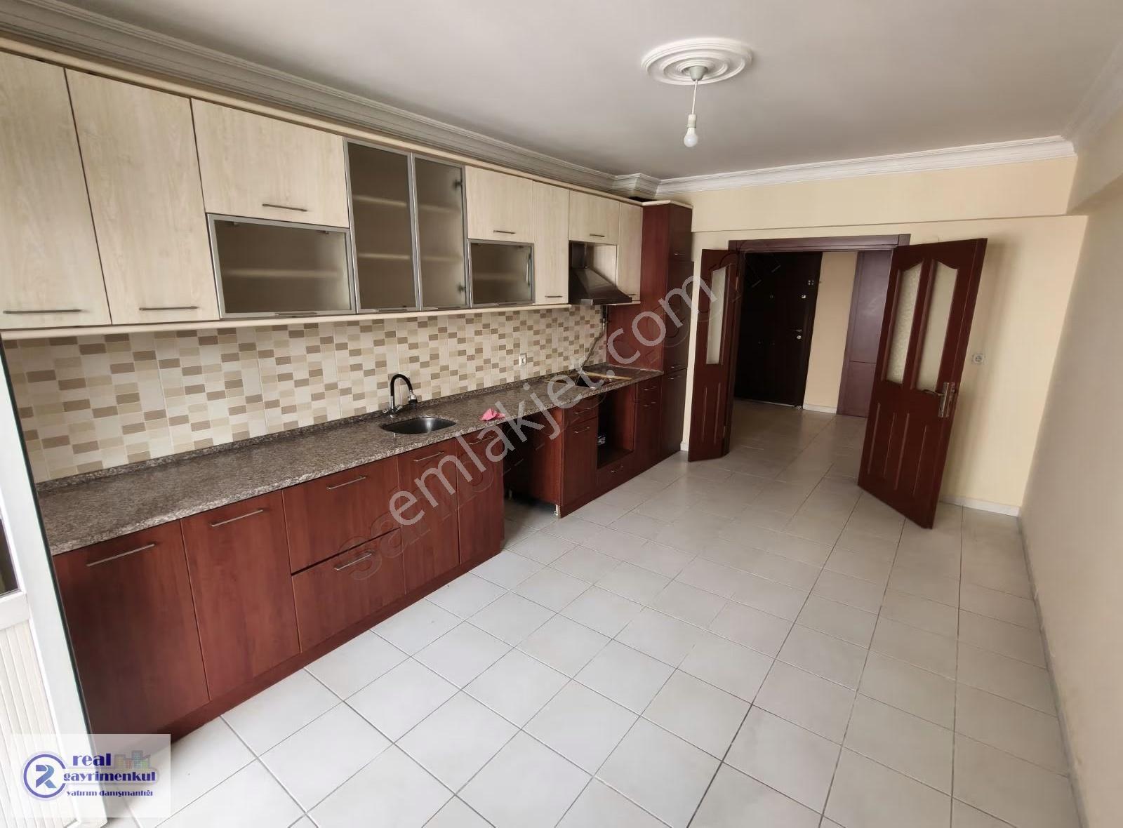 Muhittin Mahallesi Can Sitesi Arakat 3+1 Kiralık 160 M² Daire - Görsel 10