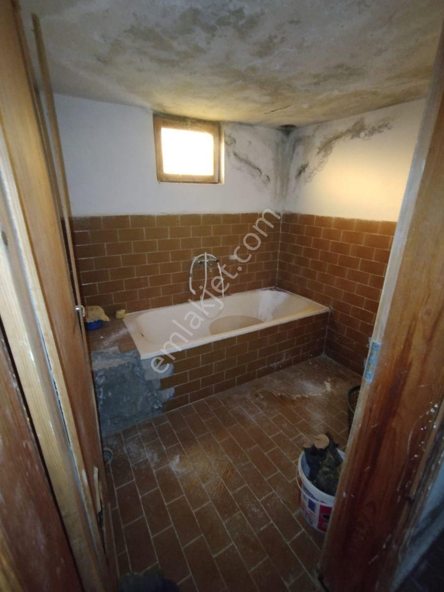 Karakent Köyünde 2 Adet Satılık Ev, Ahır Ve Bahçesi - Görsel 28