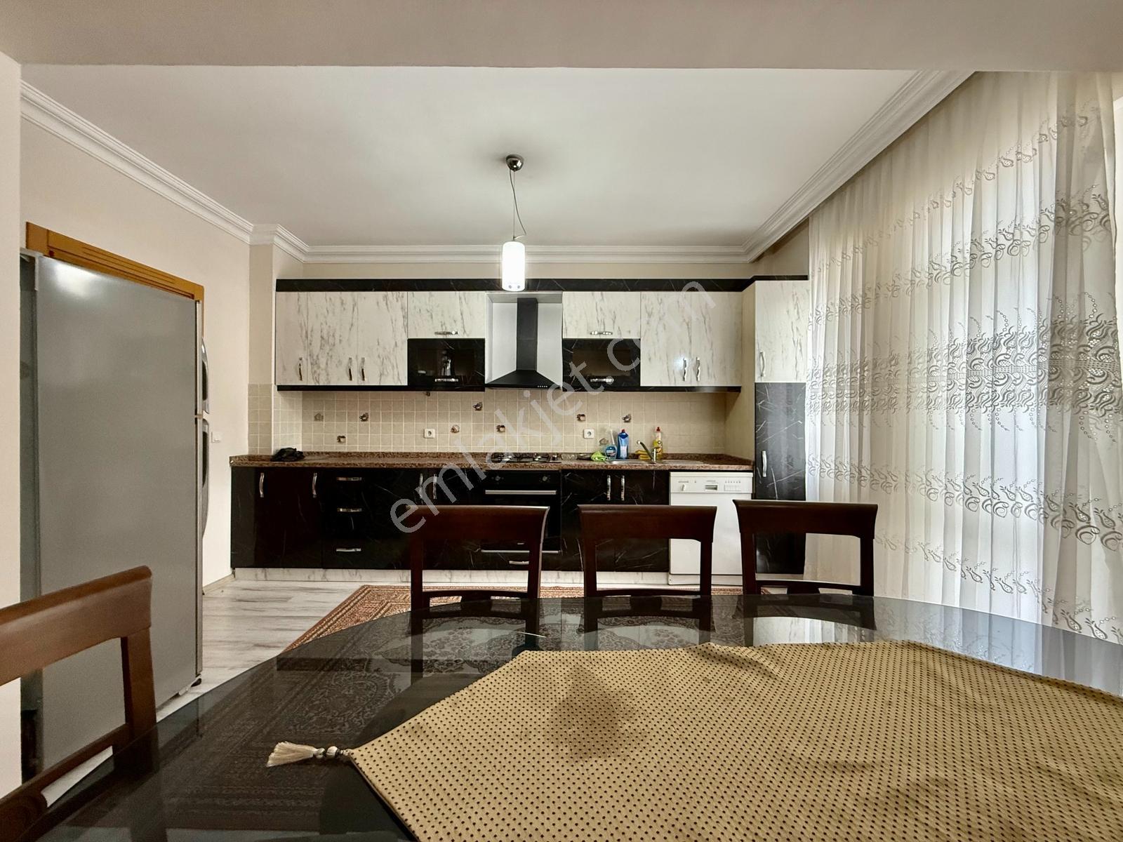 Sahile 1 Km Yapı Kredi Yanı 160 M2 3+1 Full Eşyalı Satılık - Görsel 33