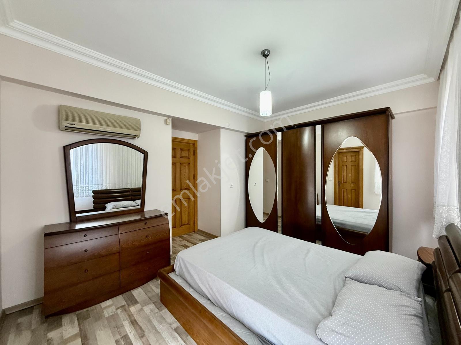 Sahile 1 Km Yapı Kredi Yanı 160 M2 3+1 Full Eşyalı Satılık - Görsel 25