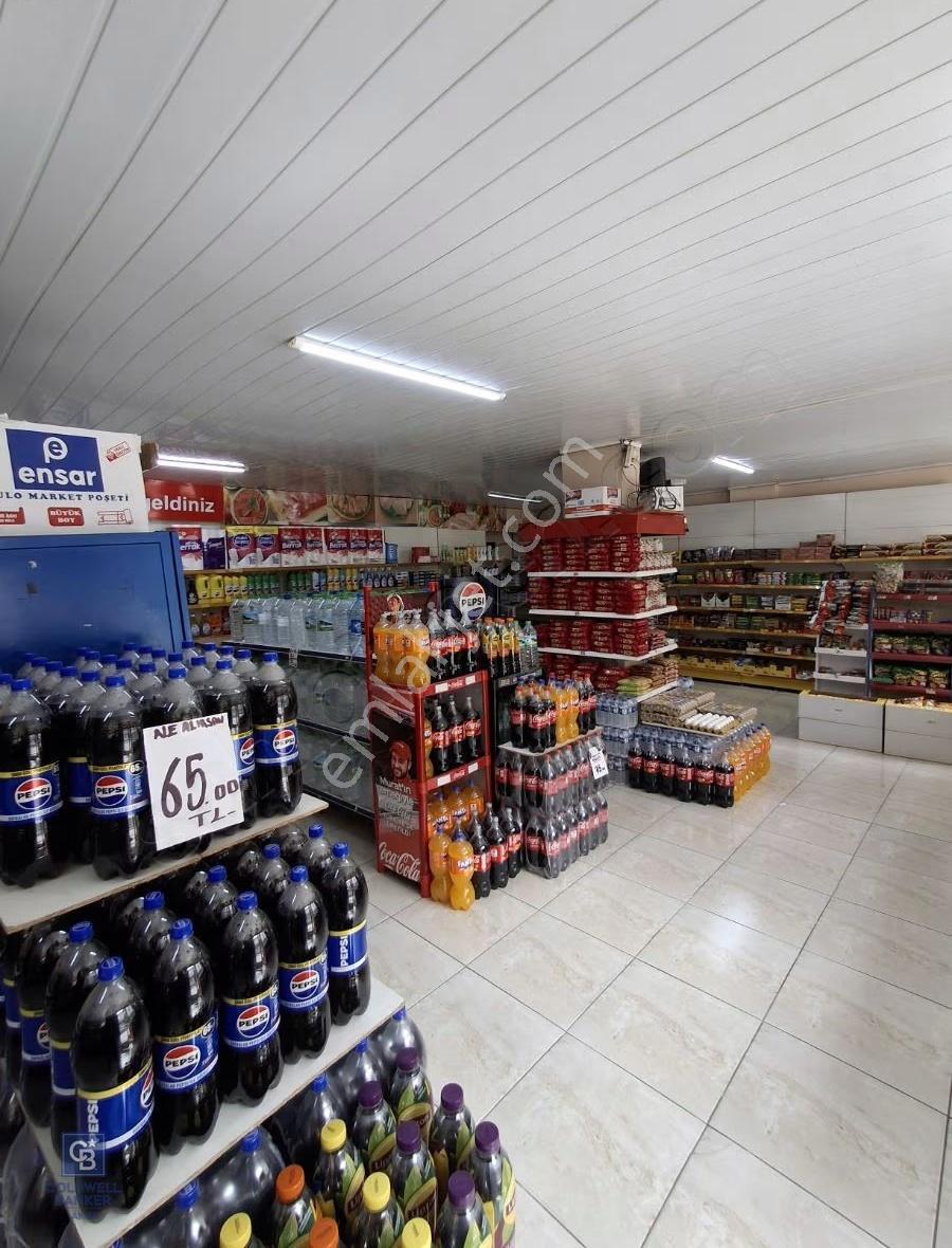Sancaktepe Sarıgazi 'de Devren Market Hazır Müşterili Fırsat !