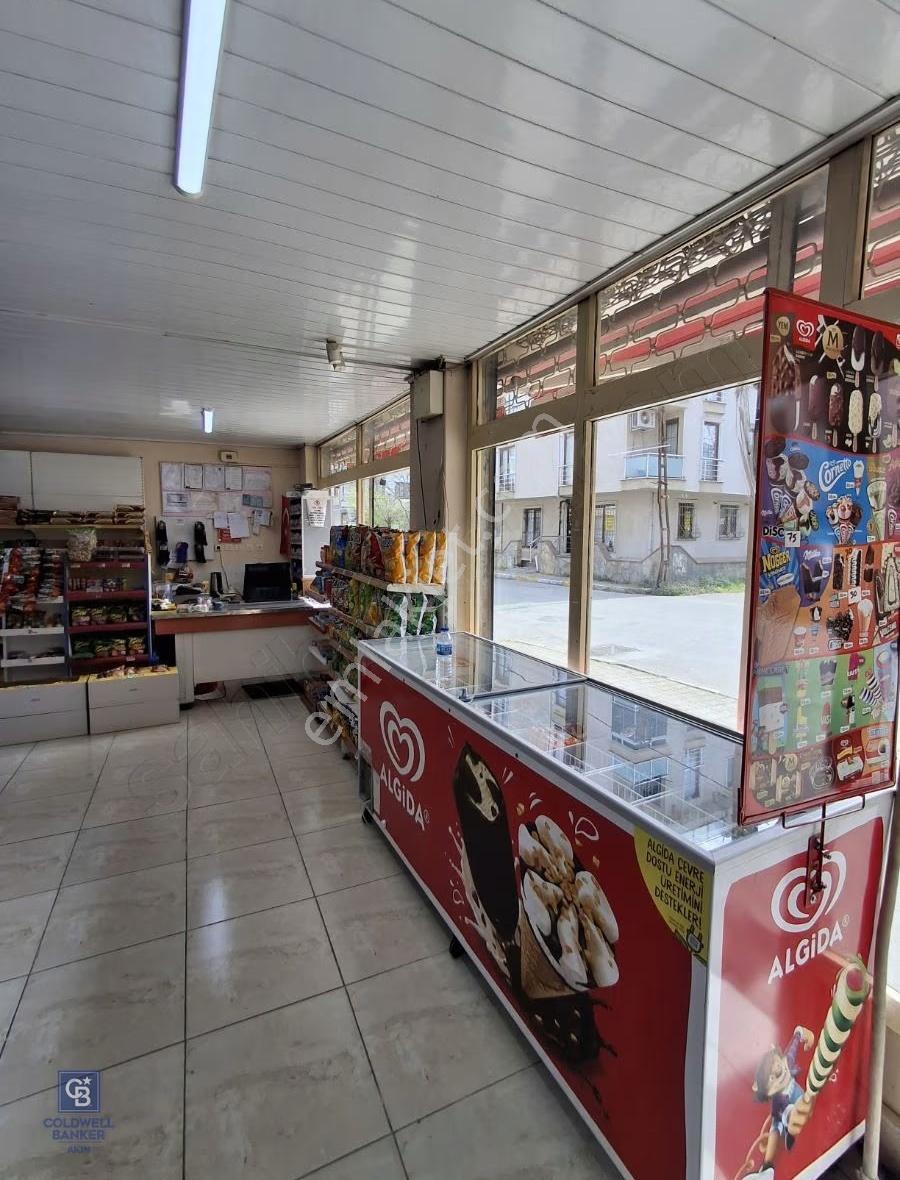 Sancaktepe Sarıgazi 'de Devren Market Hazır Müşterili Fırsat ! - Görsel 3