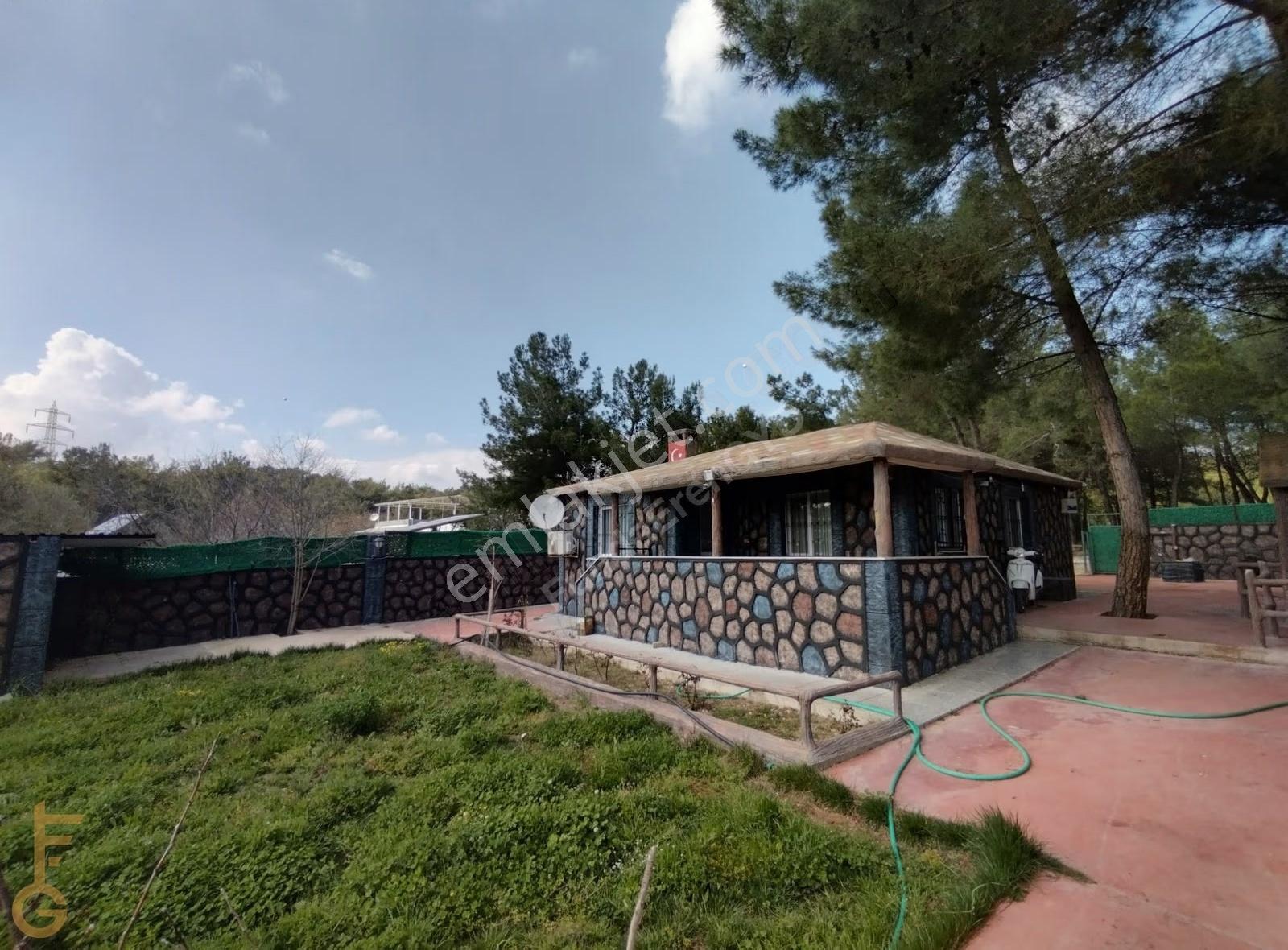 Çiçekliköy Yakaköy Sınırında 871m² Arsada 2+1 Müstakil Ev - Görsel 2