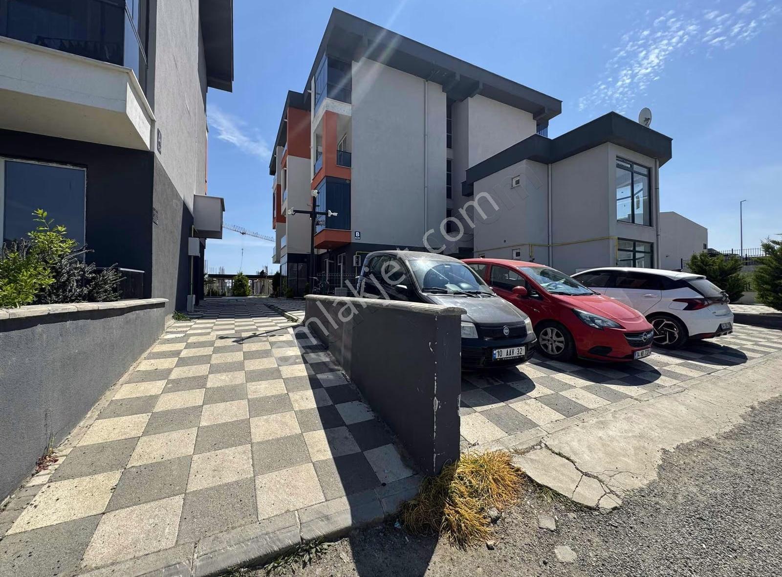 Tema Emlaktan Atatürk Mah Site İçi 1+1 Kiralık Daire - Görsel 22