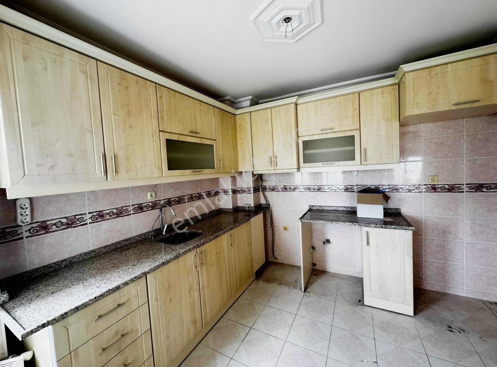 Tema Emlaktan Barbaros Mahallesi Devran Sitesi Kiralık 3+1 Daire - Görsel 5