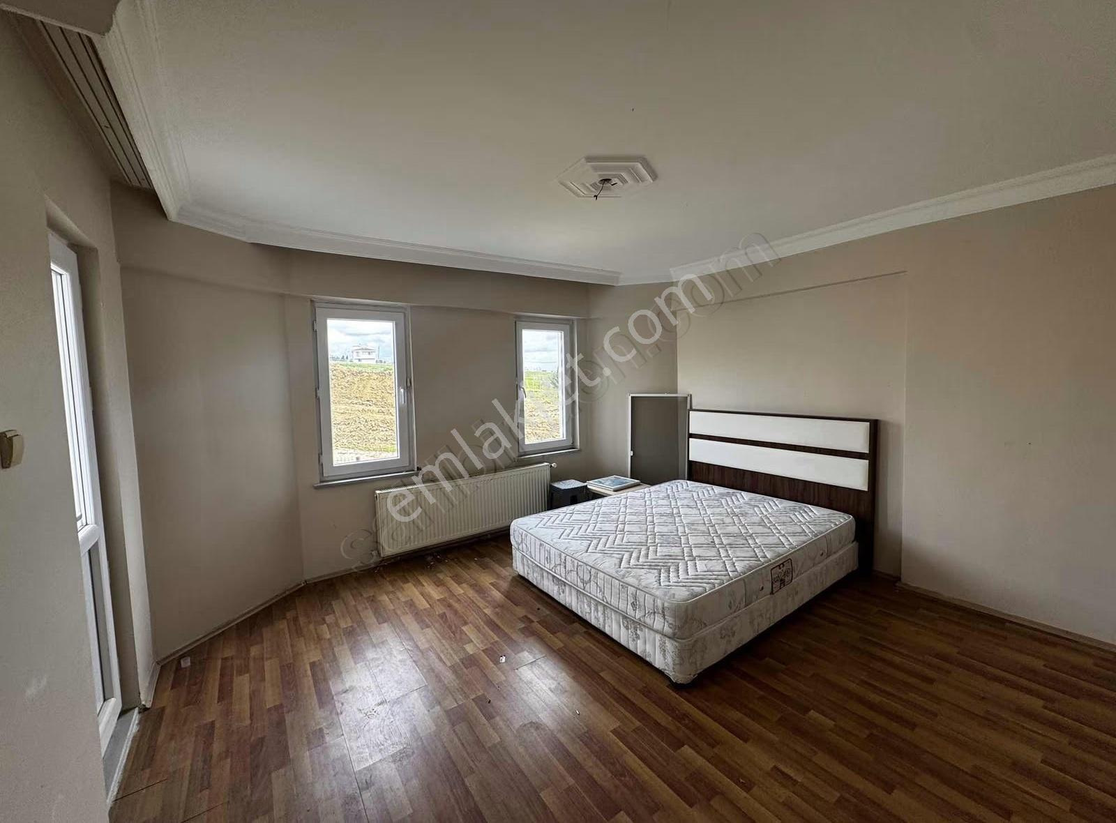 Tema Emlaktan Barbaros Mahallesi Devran Sitesi Kiralık 3+1 Daire - Görsel 15