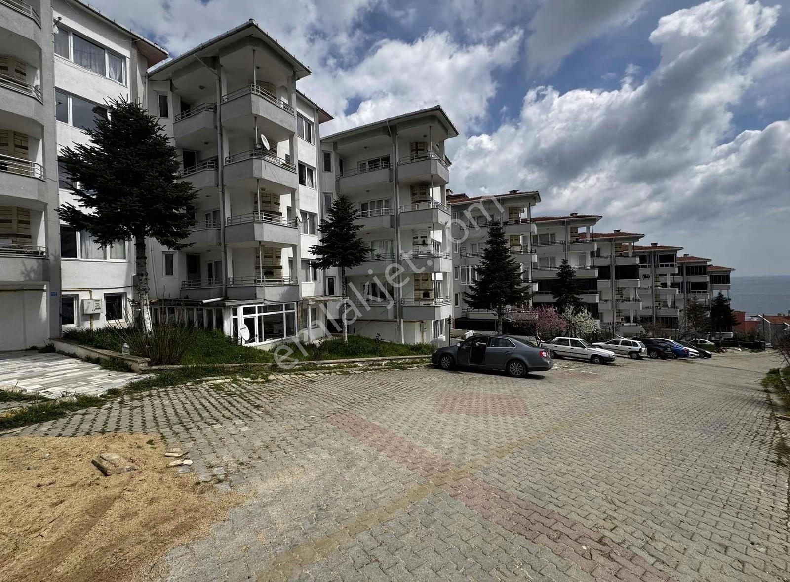 Tema Emlaktan Barbaros Mahallesi Devran Sitesi Kiralık 3+1 Daire