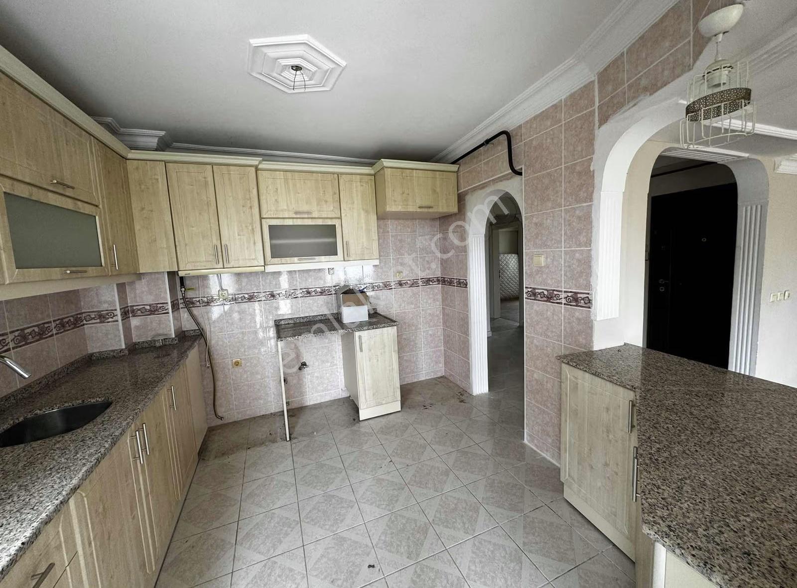 Tema Emlaktan Barbaros Mahallesi Devran Sitesi Kiralık 3+1 Daire - Görsel 13