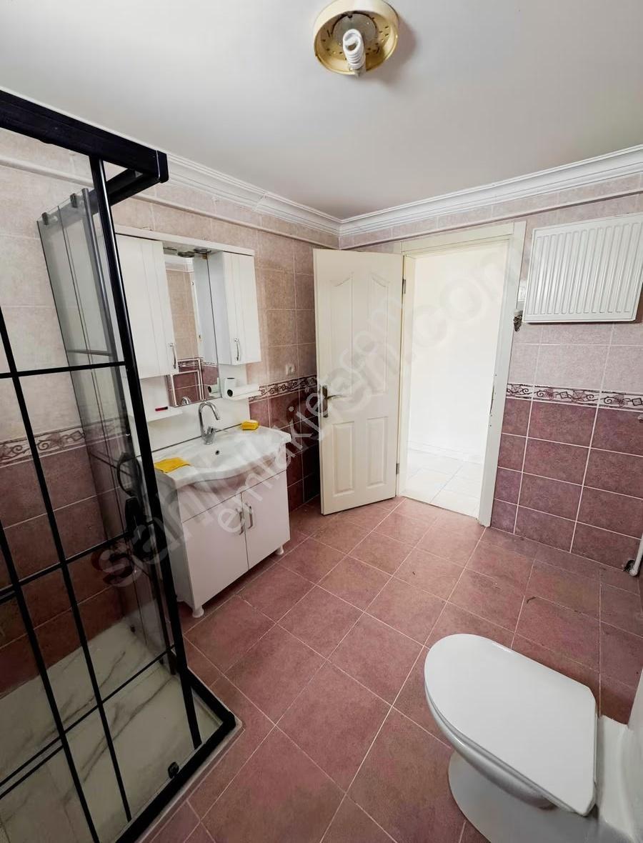 Tema Emlaktan Barbaros Mahallesi Devran Sitesi Kiralık 3+1 Daire - Görsel 22