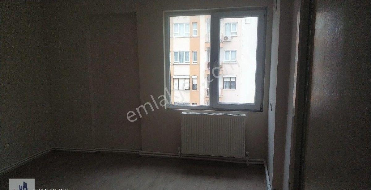 Antalya Muratpaşa Memur Evlerinde 3+1 Doğalgazlı Ferah Kiralık Daire - Görsel 29