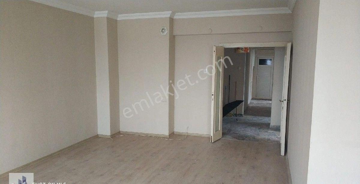 Antalya Muratpaşa Memur Evlerinde 3+1 Doğalgazlı Ferah Kiralık Daire - Görsel 21