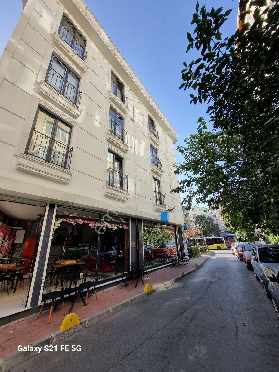 Kocamustafapaşa Asansörlü Yeni Bina Merkezi Konum 60mk 1+1 - Görsel 30