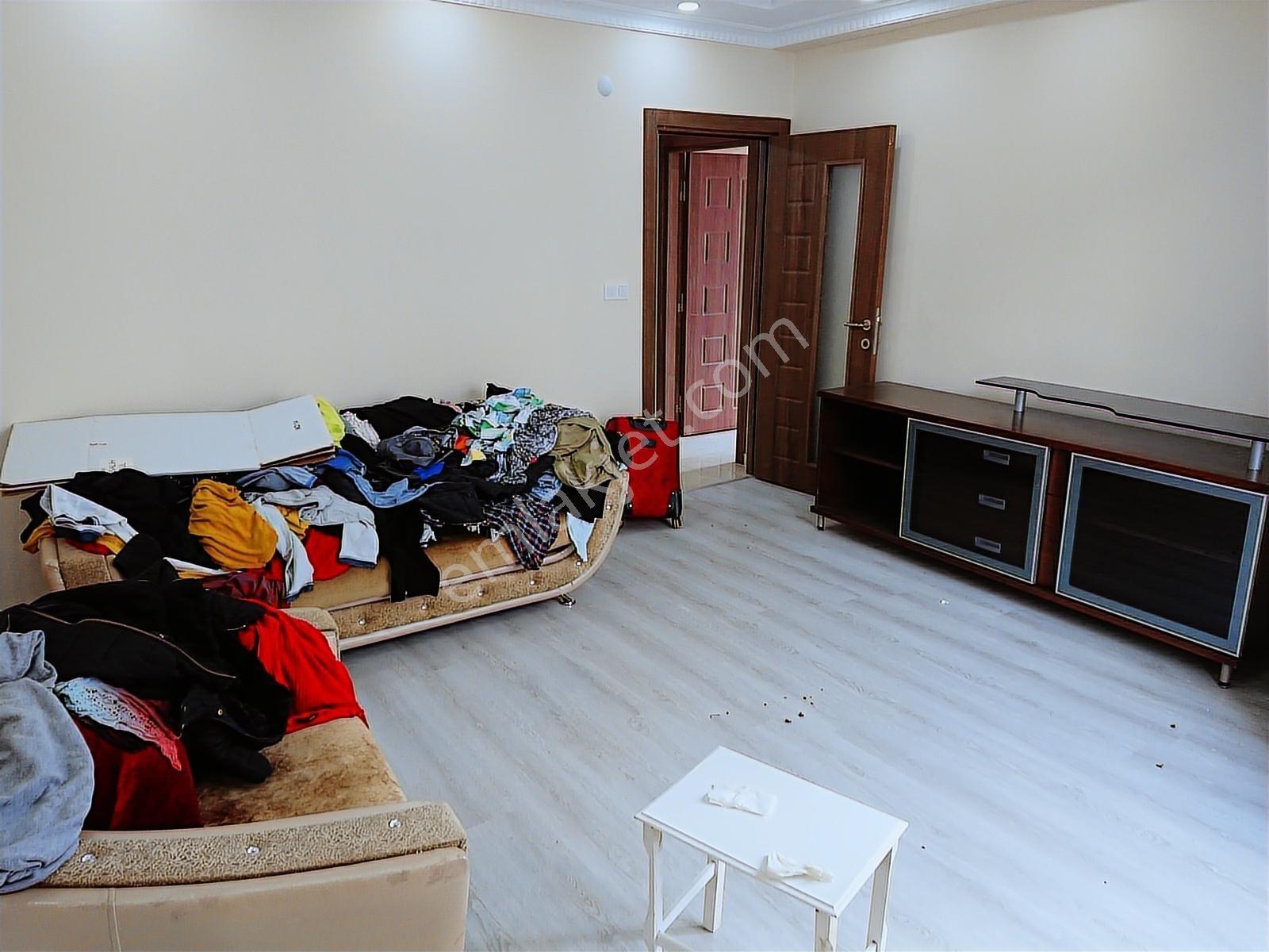 Kocamustafapaşa Asansörlü Yeni Bina Merkezi Konum 60mk 1+1 - Görsel 33
