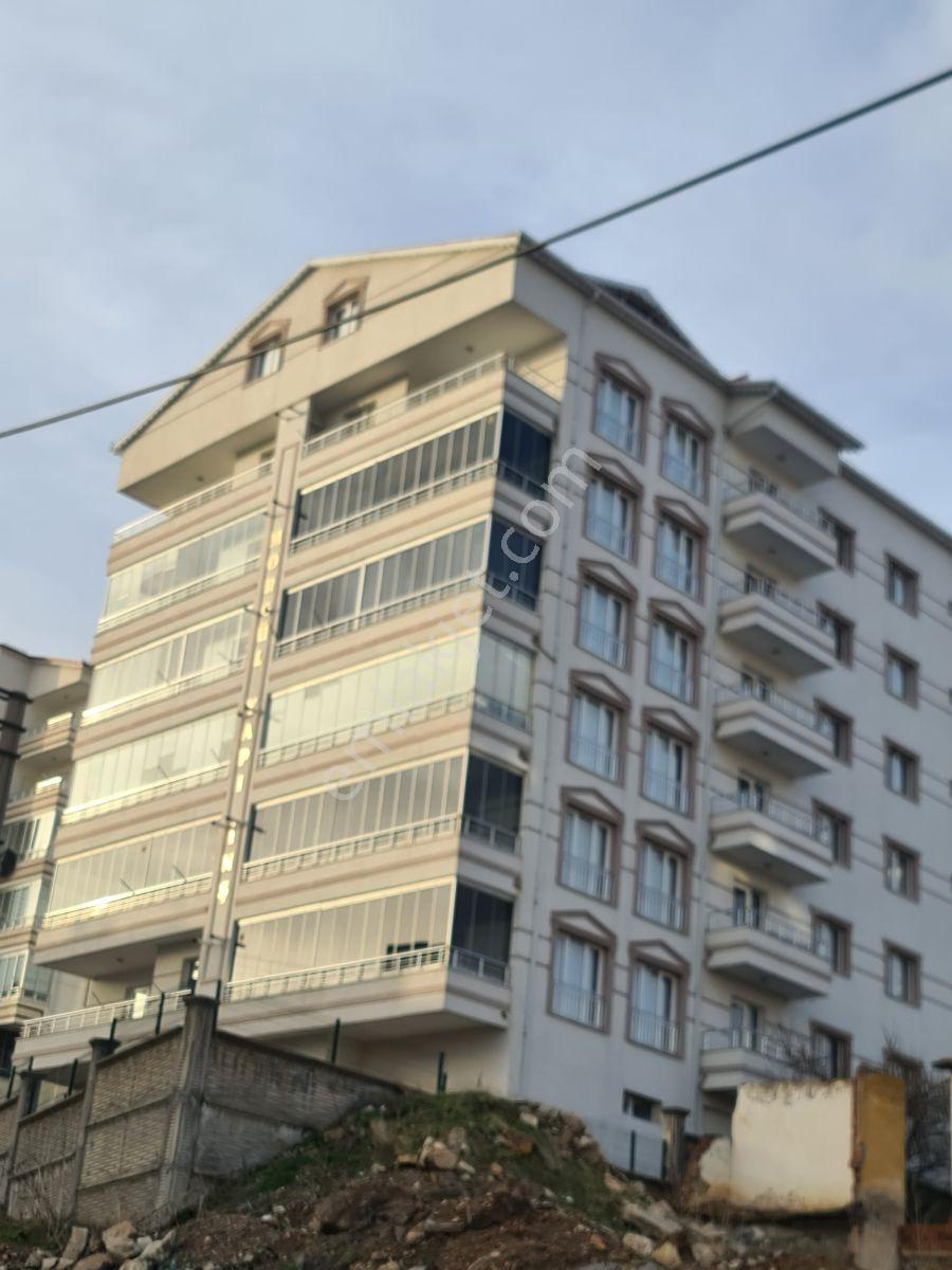 5+1 240m2 Dublex Sehır Manzaralı Asansorlu Hastane Yakını