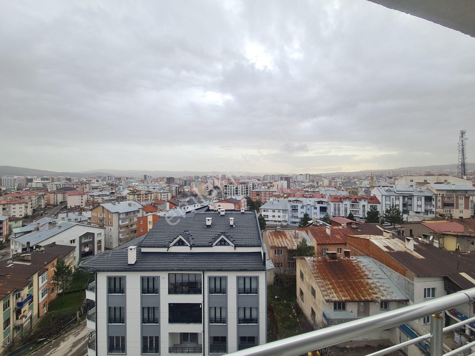 5+1 240m2 Dublex Sehır Manzaralı Asansorlu Hastane Yakını - Görsel 9